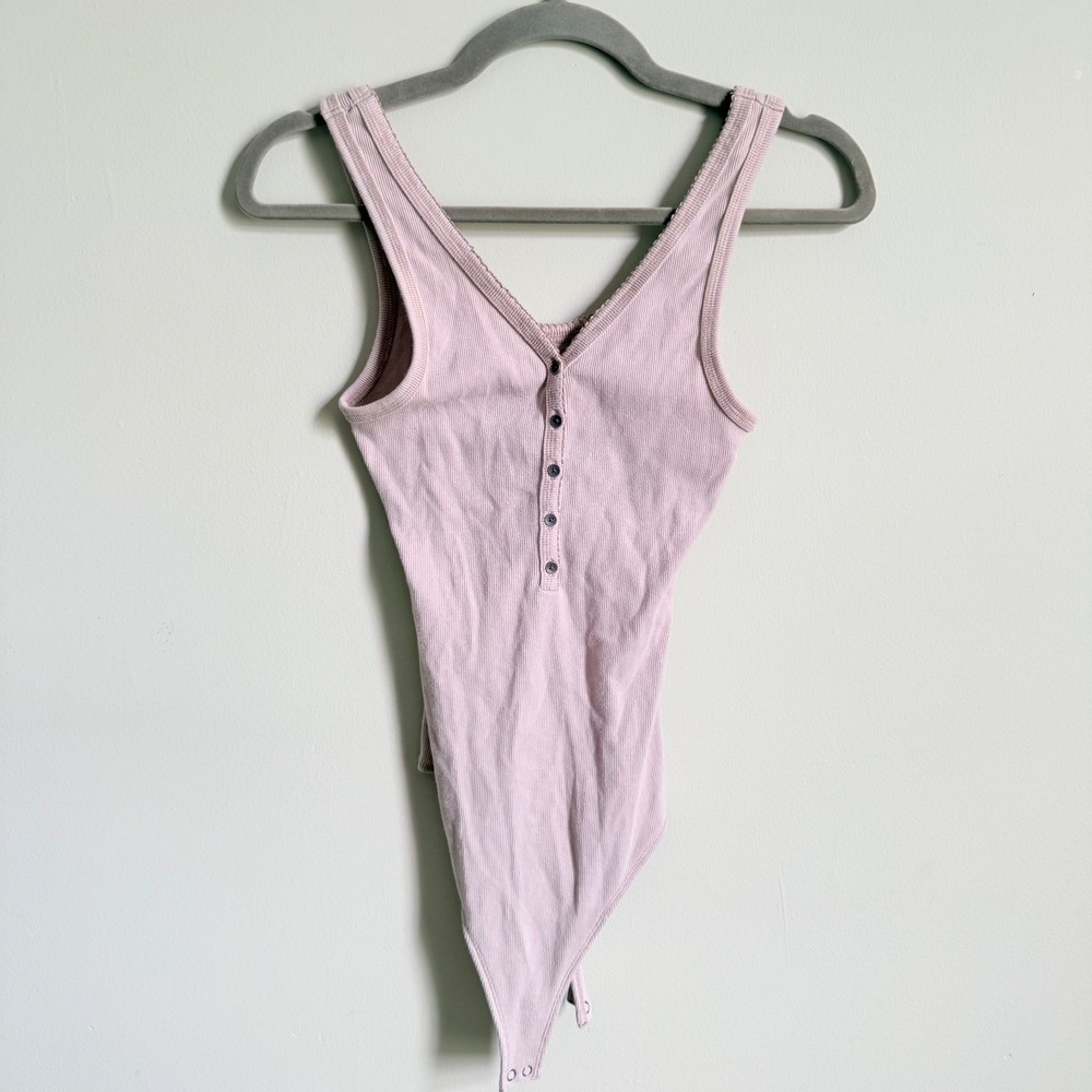 Abercrombie & Fitch Pink Ribbed Bodysuit Sleeveless Lace Trim Small